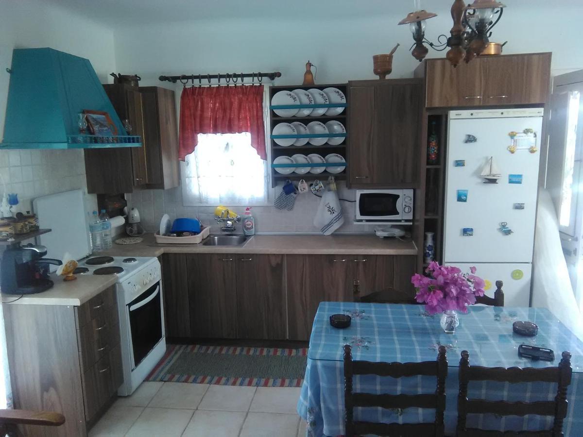 Traditional House Marivilla มัสติคารี ภายนอก รูปภาพ